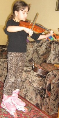 Я и на роликах могу Мурку вам сбацать!