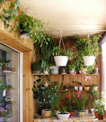 правая сторона балкона