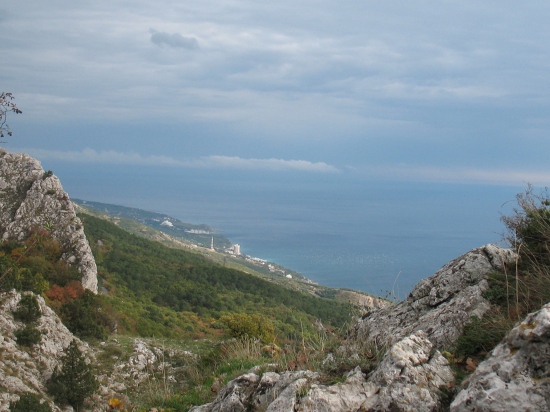 Вид с Чертовой лестницы на море
