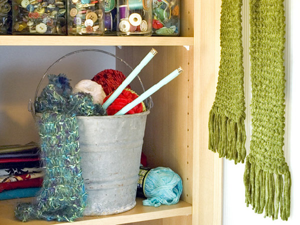 Обратите внимание, как использованы одинаковые стеклянные баночки