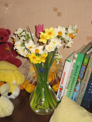 В букет взято по 2-3 веточки каждого сорта